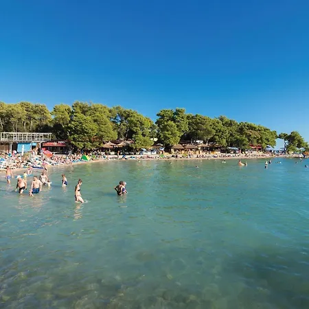 1 Bedroom Amazing In Pakoštane