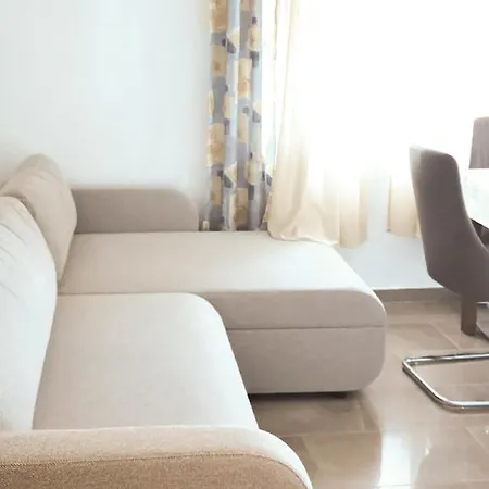 1 Bedroom Amazing In *