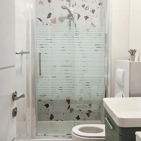 1 Bedroom Amazing In Pakoštane