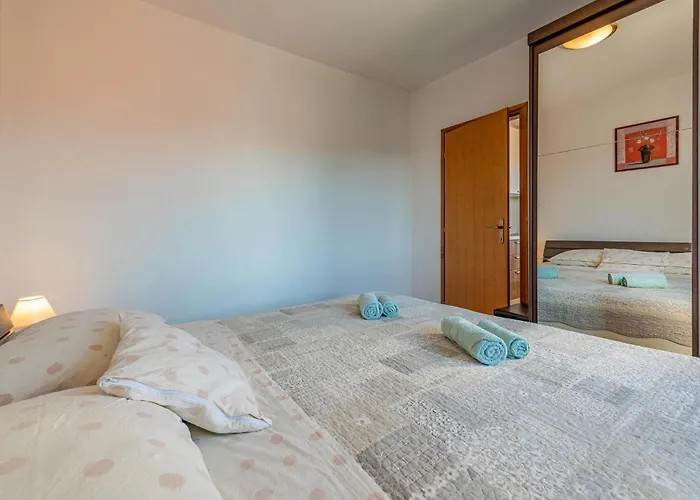 1 Bedroom Cozy In * Пакоштане
